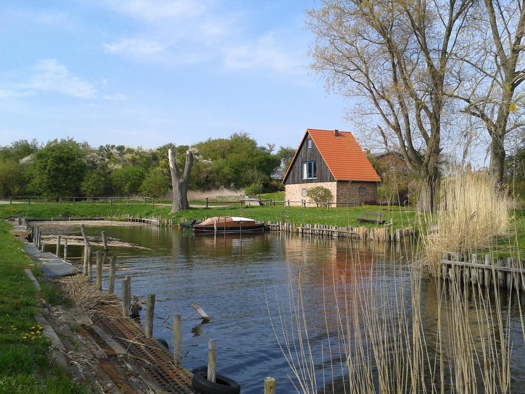 Remise & Westfluegel Schloss Stolpe Stolpe auf Usedom Luaran gambar